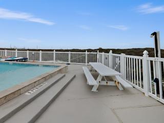 Executive Beach Paradise - 8