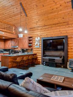 Cozy Lakefront Cabin on Buckhead Drive! - 3