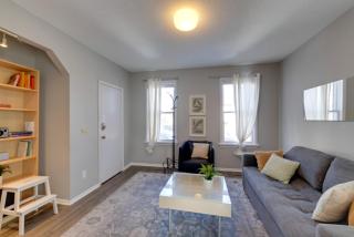 2 Mi to Downtown Minneapolis! Convenient Apt - 2