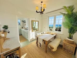 Elegant Coastal Home with Unrivalled Sea Views - 5