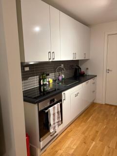 Moderne og privat leilighet i Tromsø- gratis parkering! - 4