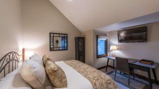 Jupiter Peak by AvantStay Near Deer Valley base w Hot Tub - 5