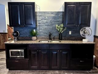 SKI IN Ski OUT Lift Shuffleboard Hot Tub - 5