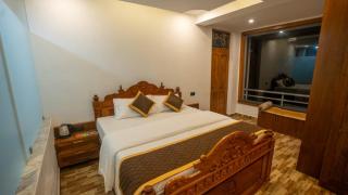 Mandarin Orchid Resort - 8