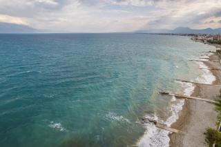 Horizon House - Beachfront Escape - 8