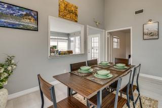 Quick Hwy Access Family Retreat in Houston - 3