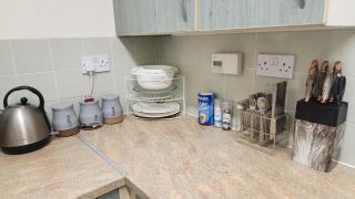 Peterborough Nice House with garden free parking - 2