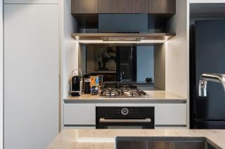 Queens Wharf Residences - Stunning River & City Views - 2