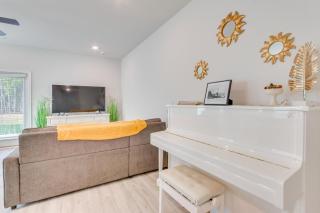 Nurse-Ready Rental 2 Mi to UWF Campus and Hospital! - 5