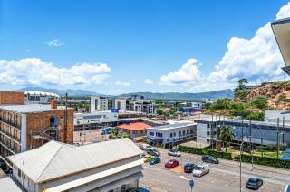 Top Floor City Apartment with Stadium and Mountain Views - 7