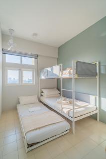 Stylish 3BR Stay Near Gurney Drive Free Parking - 6