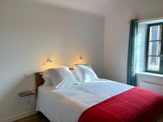 Lovely holiday cottage in Corseul - 6