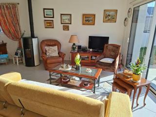 Ground floor holiday home in Plestin des Grèves - 0