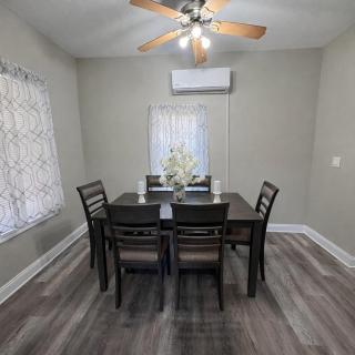 Clearwater Getaway, Dogs OK, Sleeps 6 - 8