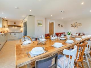 Llwyncelyn Farmhouse - 4