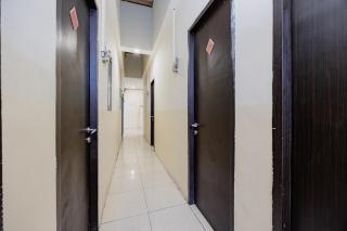 Hotel C18 at Cibaduyut Mitra RedDoorz - 2