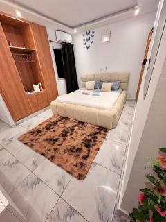 Studio moderne cosy - TV, Wi-Fi, cuisine équipée - 0