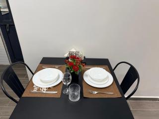 D&D Executive Suites, Balcony Amazing Lake View - 4