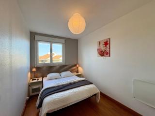 Bel appartement 2 chambres - face mer - 5 personnes, WIFI, animaux admis, parking - FR-1-323-457 - 2