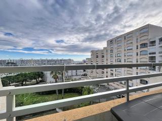 Studio Cabine Rénové avec Vue Mer, Balcon et Terrasse - Proche Plage et Commerces - FR-1-715-87 - 3