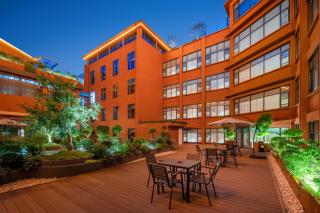 红墙琴园酒店武汉武昌万象城湖北大学店 - 3