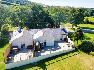 Bumblebee Cottage-Uk39918 - 0