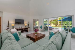 Elegant 2BR Pool Villa Overlooking Loch Palm Golf - Baan Sawan Garden Villa - 3