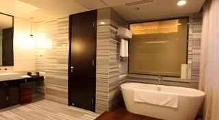 River & Holiday Chongqing Jindaoxia Hotel - 9