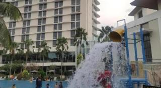 Hotel Santika Premiere Kota Harapan Indah - 1