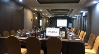 Patra Cirebon Hotel & Convention - 4