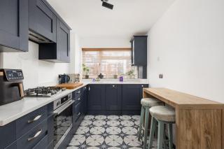 New! Modern 1BR Flat close to Hampstead Heath - 1