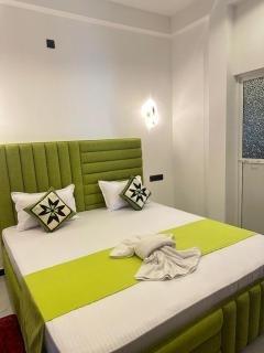 Tikla safari lodge - 0