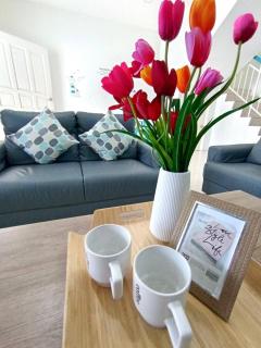 Santorini 4 Bedrooms Full Air Cond Entire Home by Grab A Stay - 6