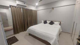 Lavender airport suite - 7