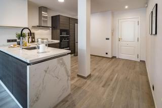 PR - Stunning flat front line beach Puerto Banus - Marbella - 2