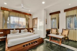 HNM The Boutique Hotel - 9