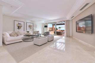 Spectacular Frontline beach Penthouse - 8