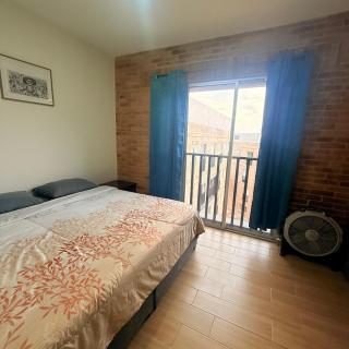 Apartamento cerca del Centro con estacionamiento y wifi rápido - 1