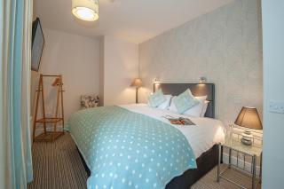 The Royal Hotel and Bar - Lancaster - 9