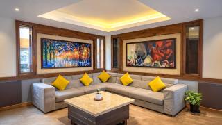 Yashshree Sanderling Mall Road - 1