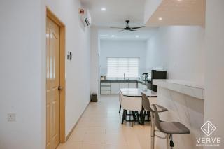 Ipoh Summer Suite by Veve EECH05 - 8