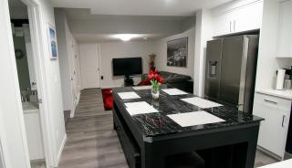 Cozy Luxe Suites - 5