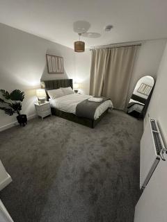 Savage Luxe Properties - Truly Home from Home - 2