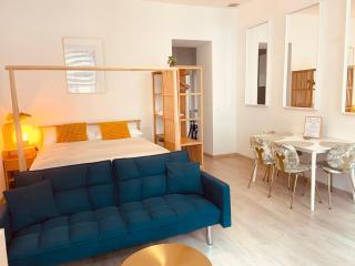 Servus Homes - Metro Stadthalle - FRANZ - 0