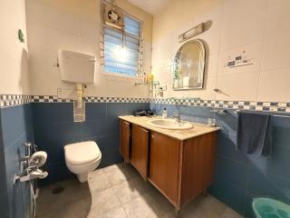 White House - 3 BHK Independent Floor in a Villa - 1