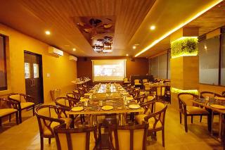 FabHotel Prime The Bentree - 6