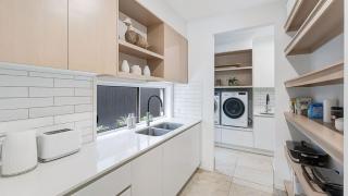 Tranquil Palms - Walk TO Beach, Cafes & Coastal Path - 5