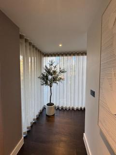 Luxury Villa - Hot Tub - Exclusive Offers - Amar Luxury Stays - 3