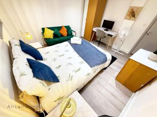 Exclusive 2 bedroom House in the Heart of Reading! - 6