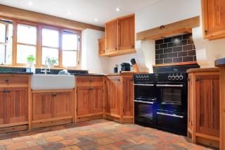 Norfolk Village Flint Cottage - 8